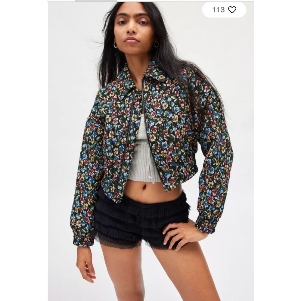 Kimchi Blue by Urban Outfitters Evelyn Cropped Bomber Jacket Size XS